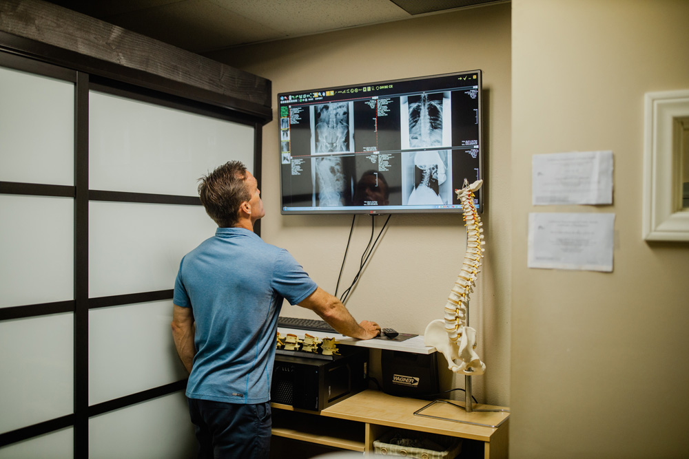 Walk in Chiropractic clinic Costa Mesa